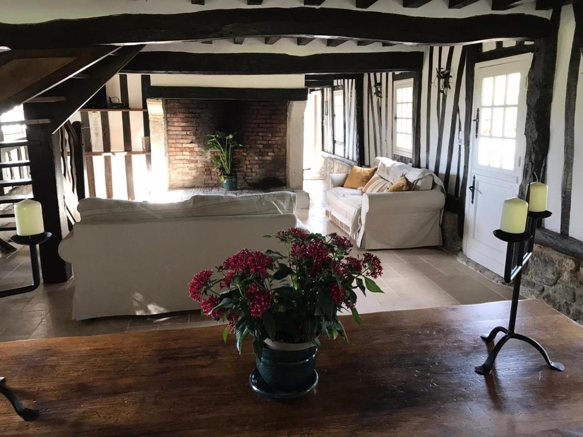 La Gloriette Gite Situe Dans La Propriete Dun Magnifique Manoir Vatteville Eksteriør billede